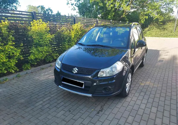 samochody osobowe Suzuki SX4 cena 31900 przebieg: 135000, rok produkcji 2012 z Toruń